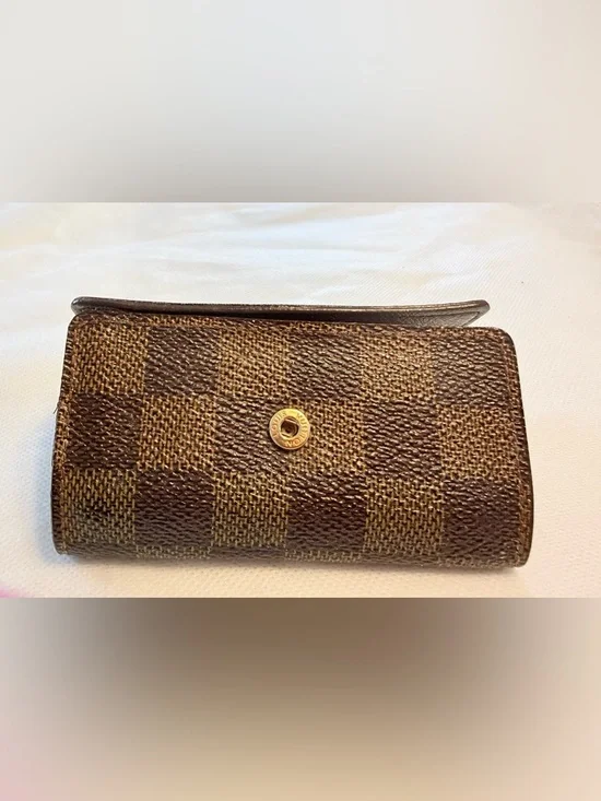 Louis Vuitton Multicles 6 Key Holder Damier Ebene | Authentic - Picture 5 of 7